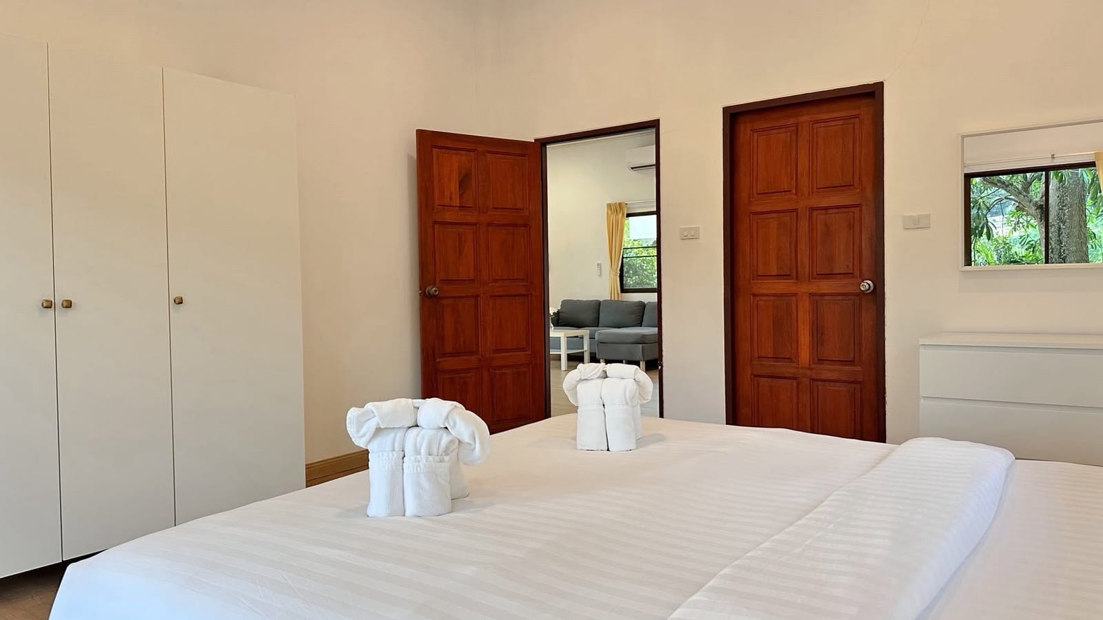 84 sq.m Pet-Friendly Apartment with Sea-View Balcony — Rawai 13