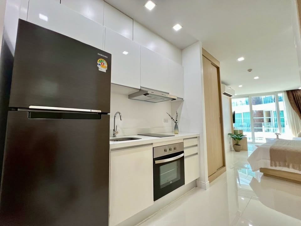 1-Bedroom Condominium for Sale in Rawai, Phuket — interior view