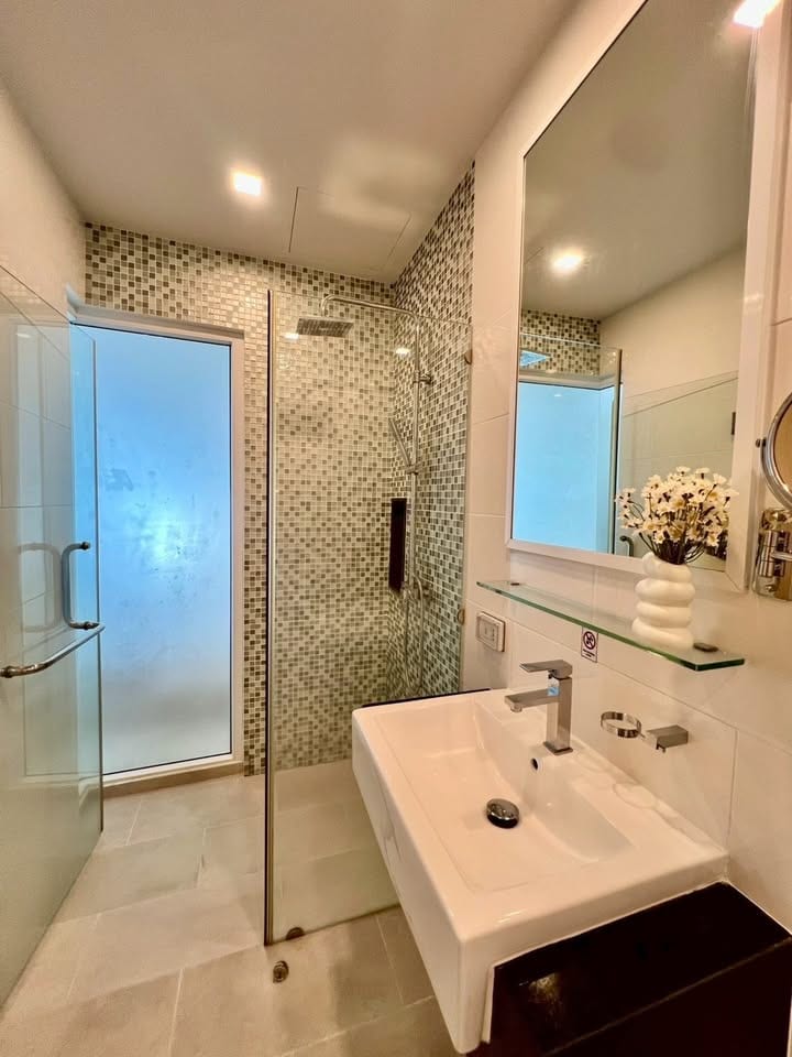 1-Bedroom Condominium for Sale in Rawai, Phuket — interior view