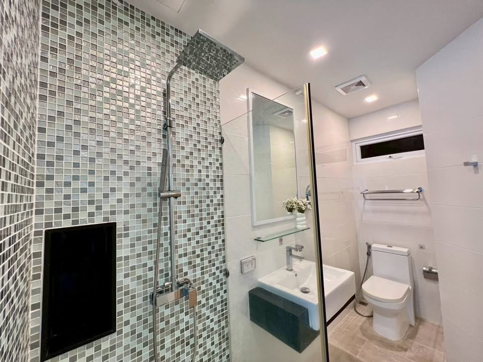 1-Bedroom Condominium for Sale in Rawai, Phuket — interior view