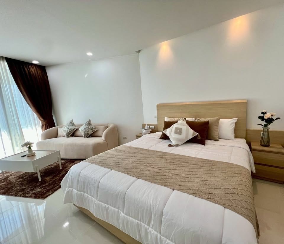 1-Bedroom Condominium for Sale in Rawai, Phuket — interior view