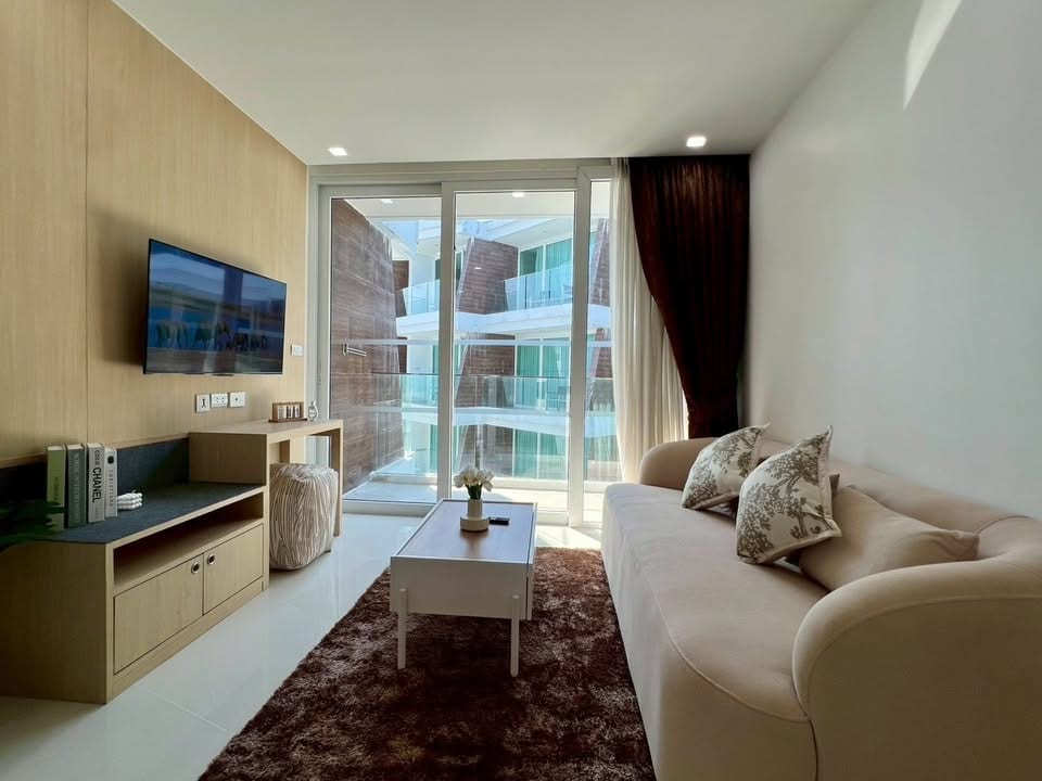 1-Bedroom Condominium for Sale in Rawai, Phuket — interior view