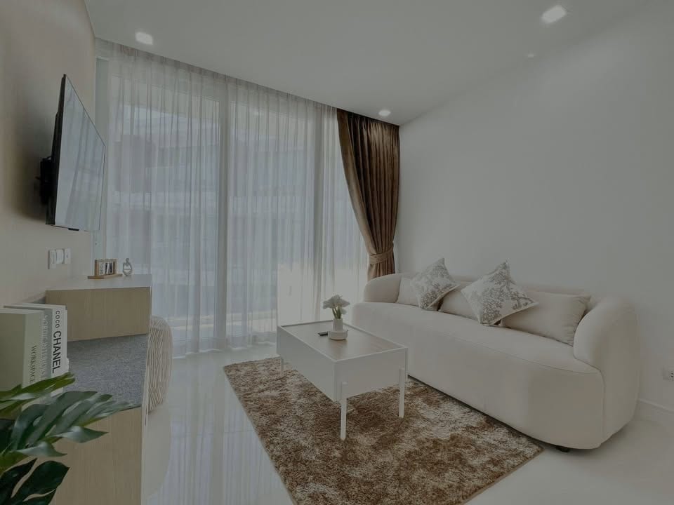 1-Bedroom Condominium for Sale in Rawai, Phuket — interior view