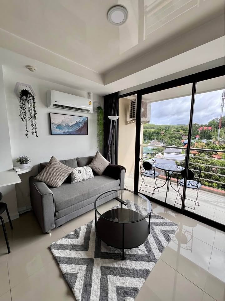 Top-Floor Corner Apartment — Rawai Beach Condominium 14