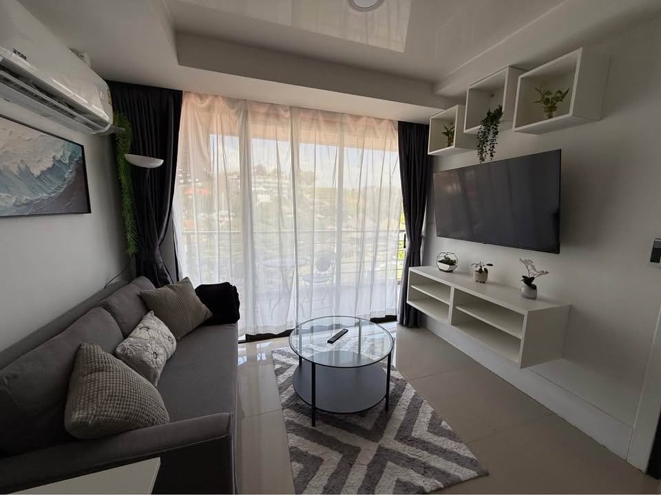 Top-Floor Corner Apartment — Rawai Beach Condominium 9