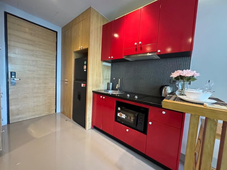 Tenanted 1-Bedroom Apartment near Nai Harn — Rawai 2