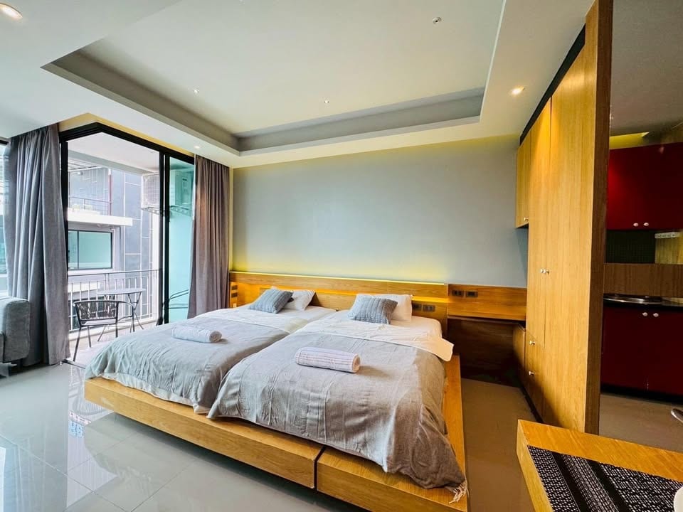 Tenanted 1-Bedroom Apartment near Nai Harn — Rawai 5