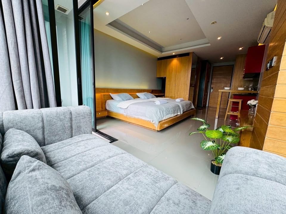 Tenanted 1-Bedroom Apartment near Nai Harn — Rawai 8