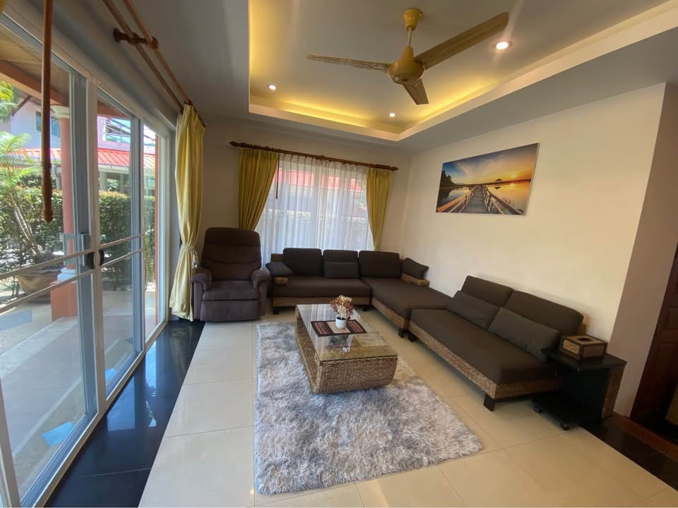 3-Bedroom Villa for Rent in Rawai, Phuket — interior view
