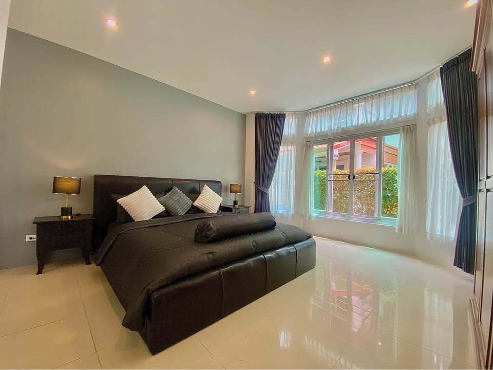 3-Bedroom Villa for Rent in Rawai, Phuket — interior view