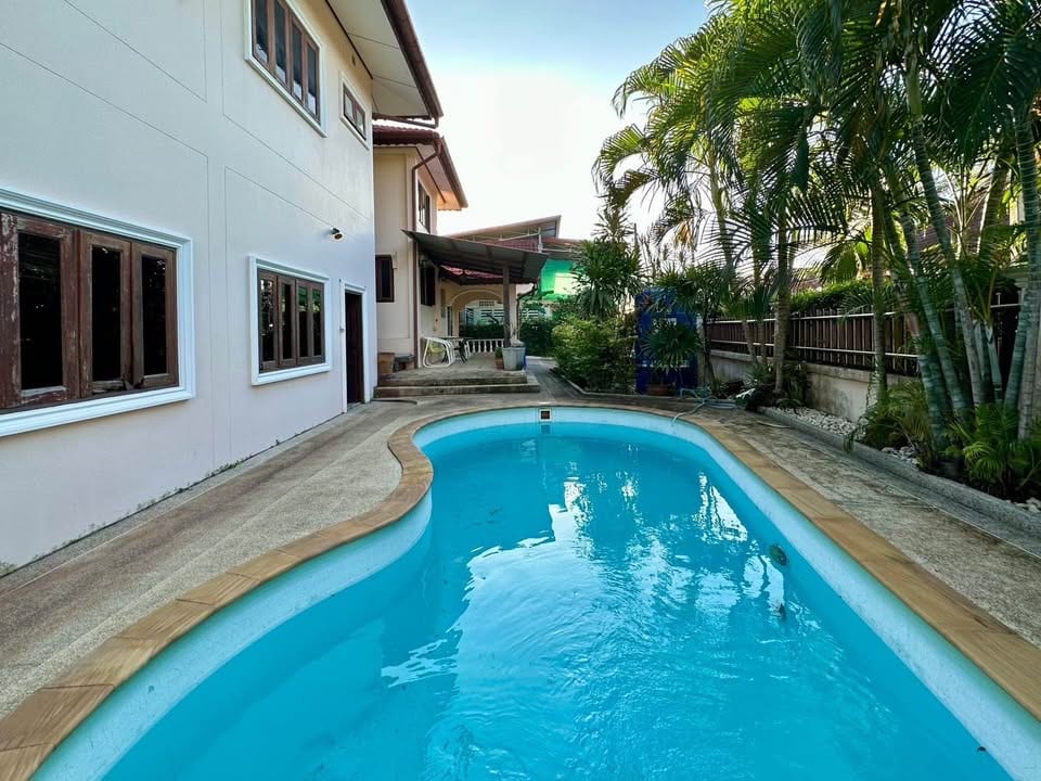 Two Houses Sharing a Pool — Soi Kokyang, Rawai