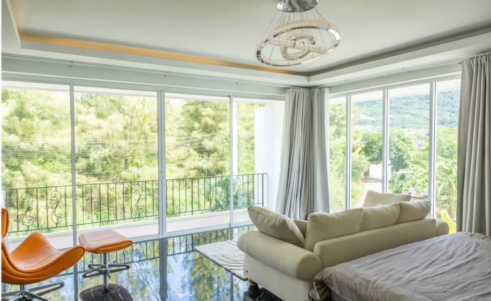 Spacious Mountain-View Residence — Saiyuan, Rawai