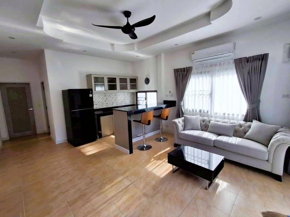 Renovated 1-Bedroom House with Communal Pool — Rawai 2