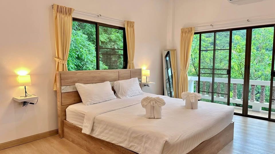 Three-Bedroom Hillside House with Sea and Valley Views — Rawai 4
