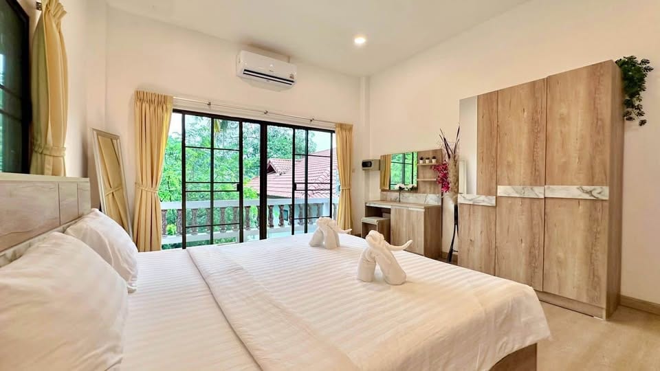 Three-Bedroom Hillside House with Sea and Valley Views — Rawai 7
