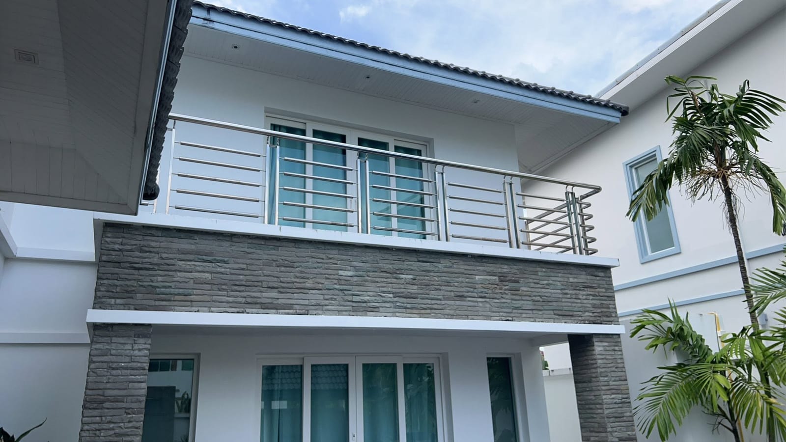 Large Two-Storey Pool House — Saiyuan 14, Rawai 10