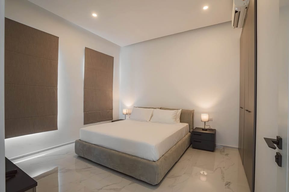 5-Bedroom Villa for Rent in Rawai, Phuket — interior view