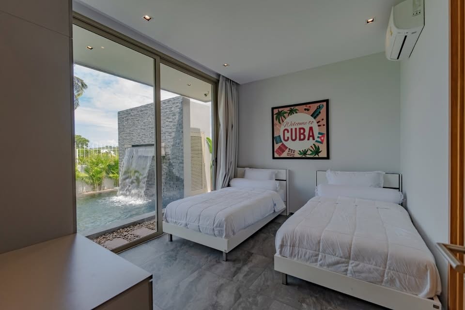 4-Bedroom Villa for Sale in Rawai, Phuket — interior view