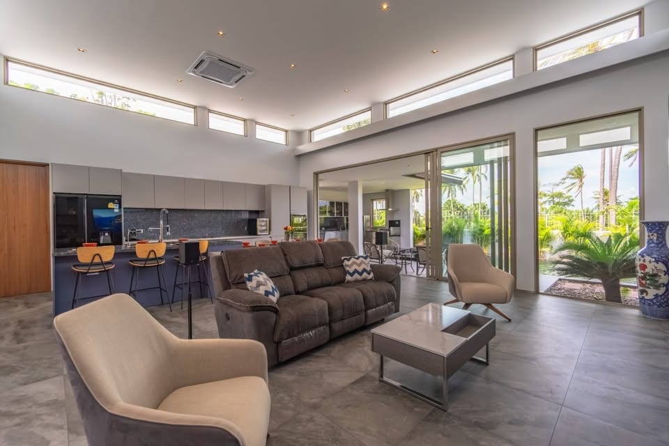 4-Bedroom Villa for Sale in Rawai, Phuket — interior view