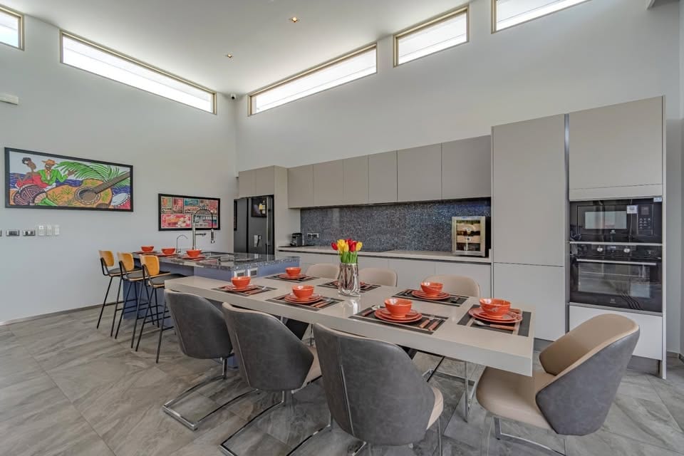 4-Bedroom Villa for Sale in Rawai, Phuket — interior view