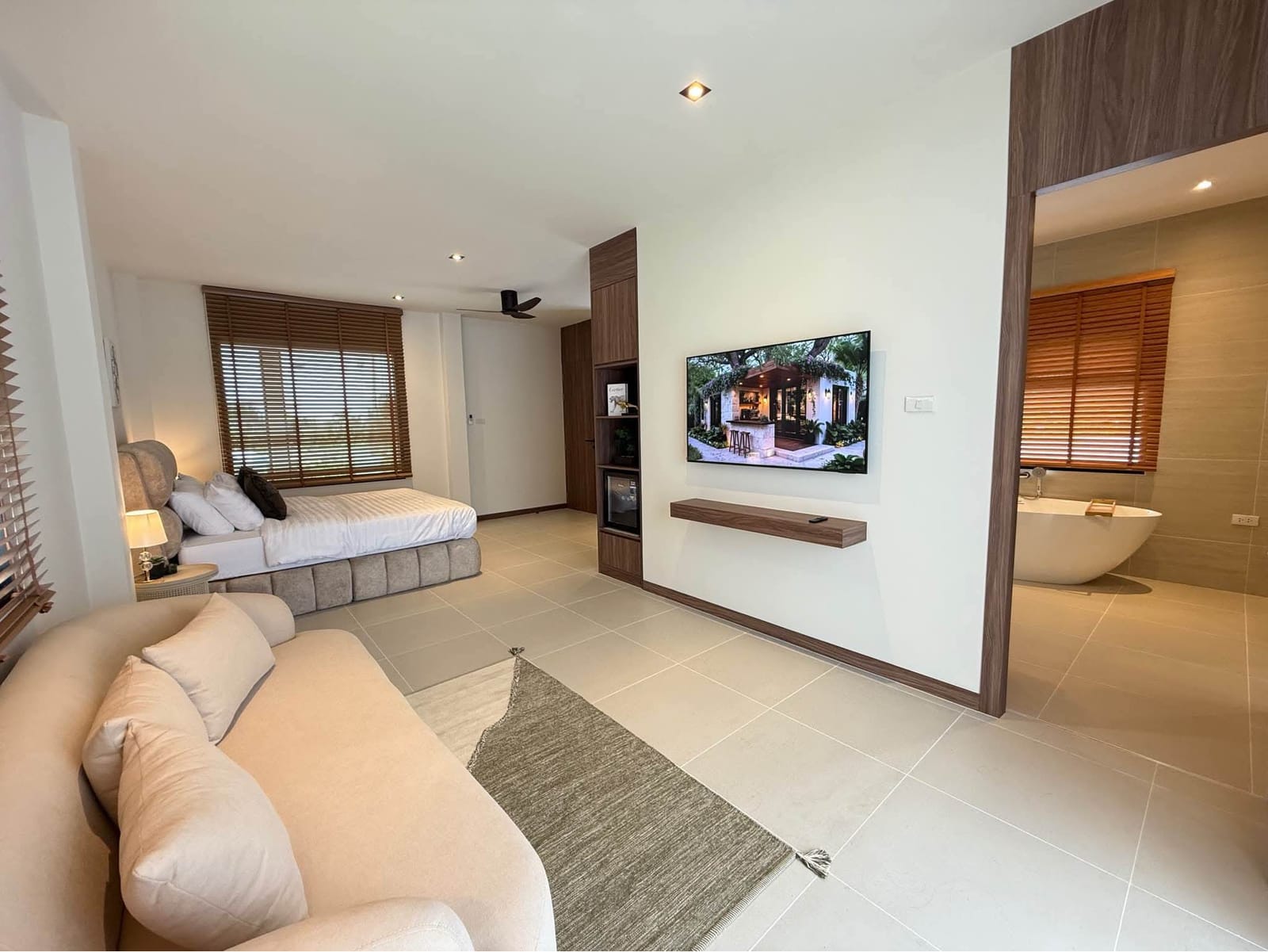 Modern Pool Villa — Nai Harn / Rawai 18