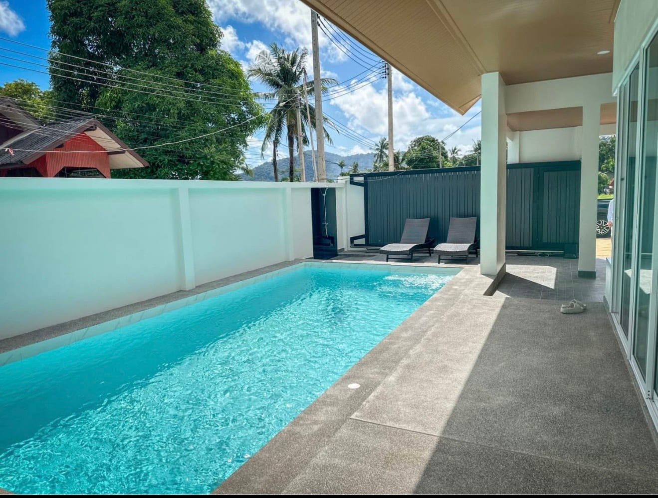 Pet-Friendly Pool Villa — Rawai