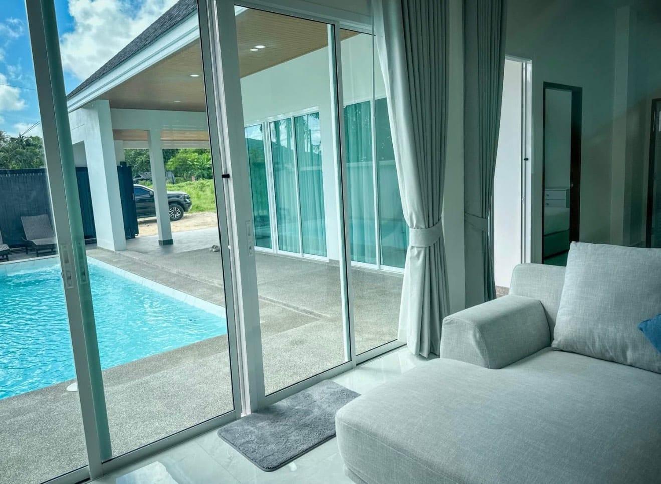 Pet-Friendly Pool Villa — Rawai 2