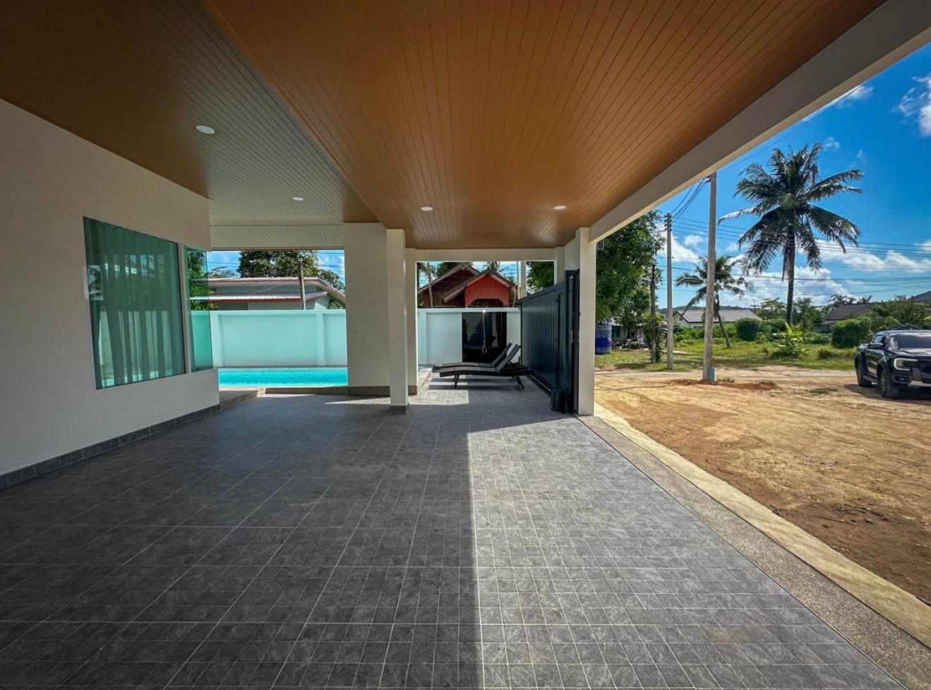 Pet-Friendly Pool Villa — Rawai 5