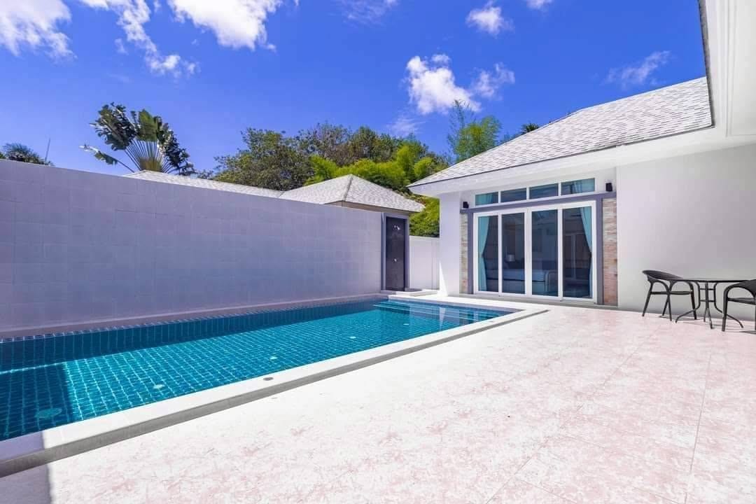 Renovated Pool Villa with Covered Parking — Rawai 2