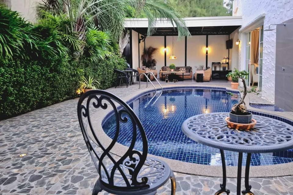 Mediterranean-Style Villa in a Gated Village — Saiyuan, Rawai