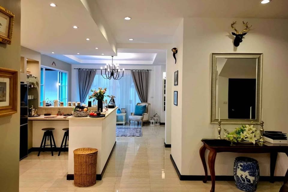 Mediterranean-Style Villa in a Gated Village — Saiyuan, Rawai 2