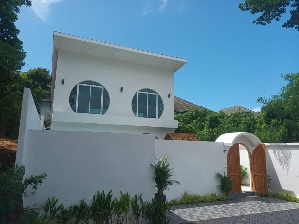 3-Bedroom Pool Villa — Rawai 10