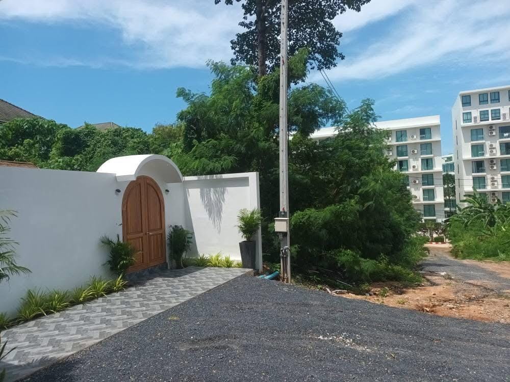 3-Bedroom Pool Villa — Rawai 9