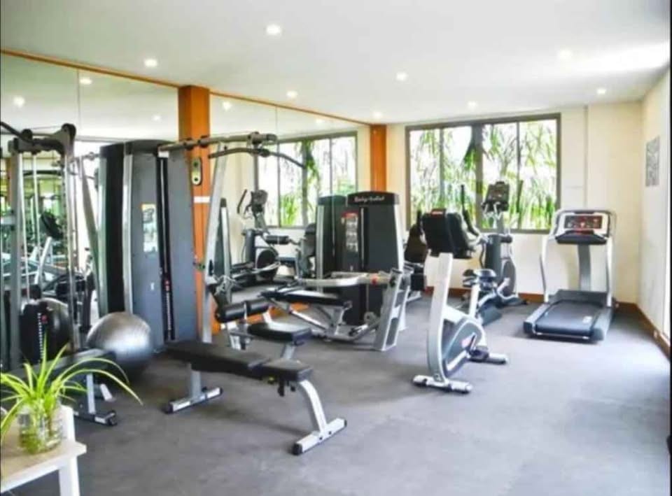 Three-Bedroom Pool Villa in a Gated Estate — Rawai 12