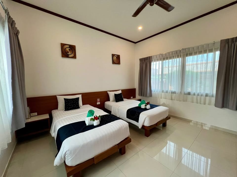 Three-Bedroom Pool Villa — 5 Minutes to Rawai Beach 8