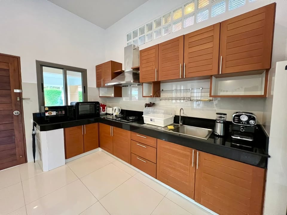 Three-Bedroom Pool Villa — 5 Minutes to Rawai Beach 9
