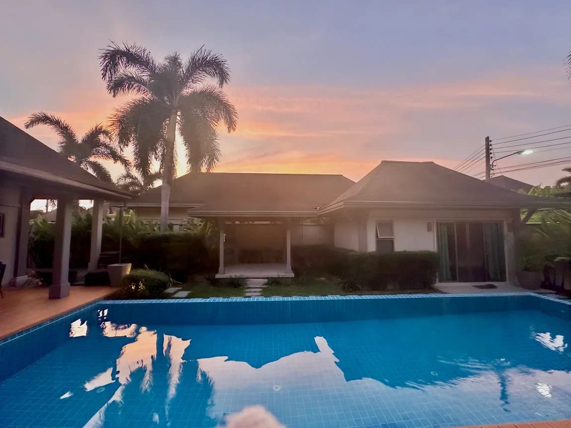 3-Bedroom Pool Villa — Nai Harn 18