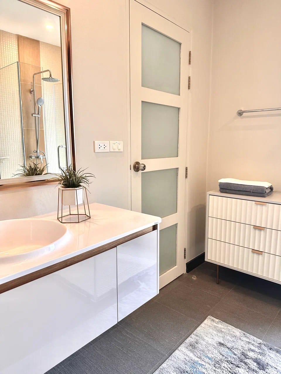 3-Bedroom Pool Villa — Nai Harn 40