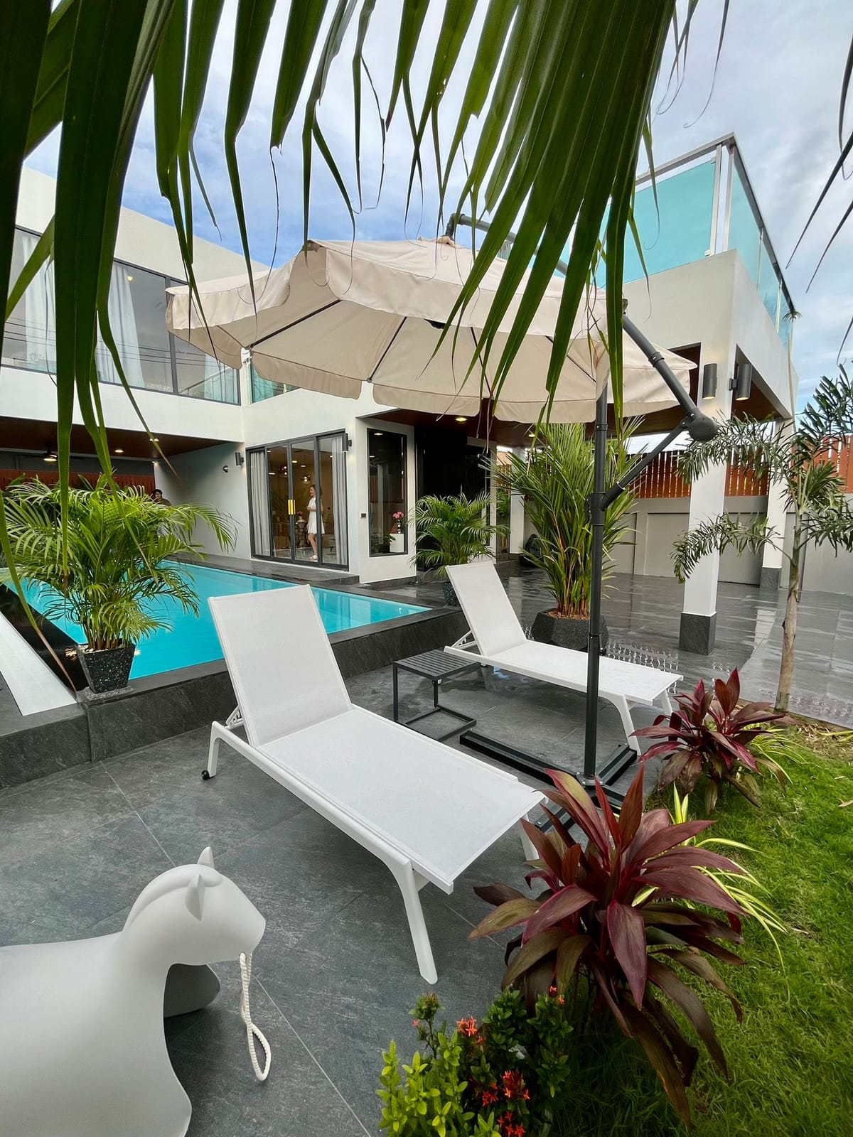 4-Bedroom Pool Villa — Rawai 5