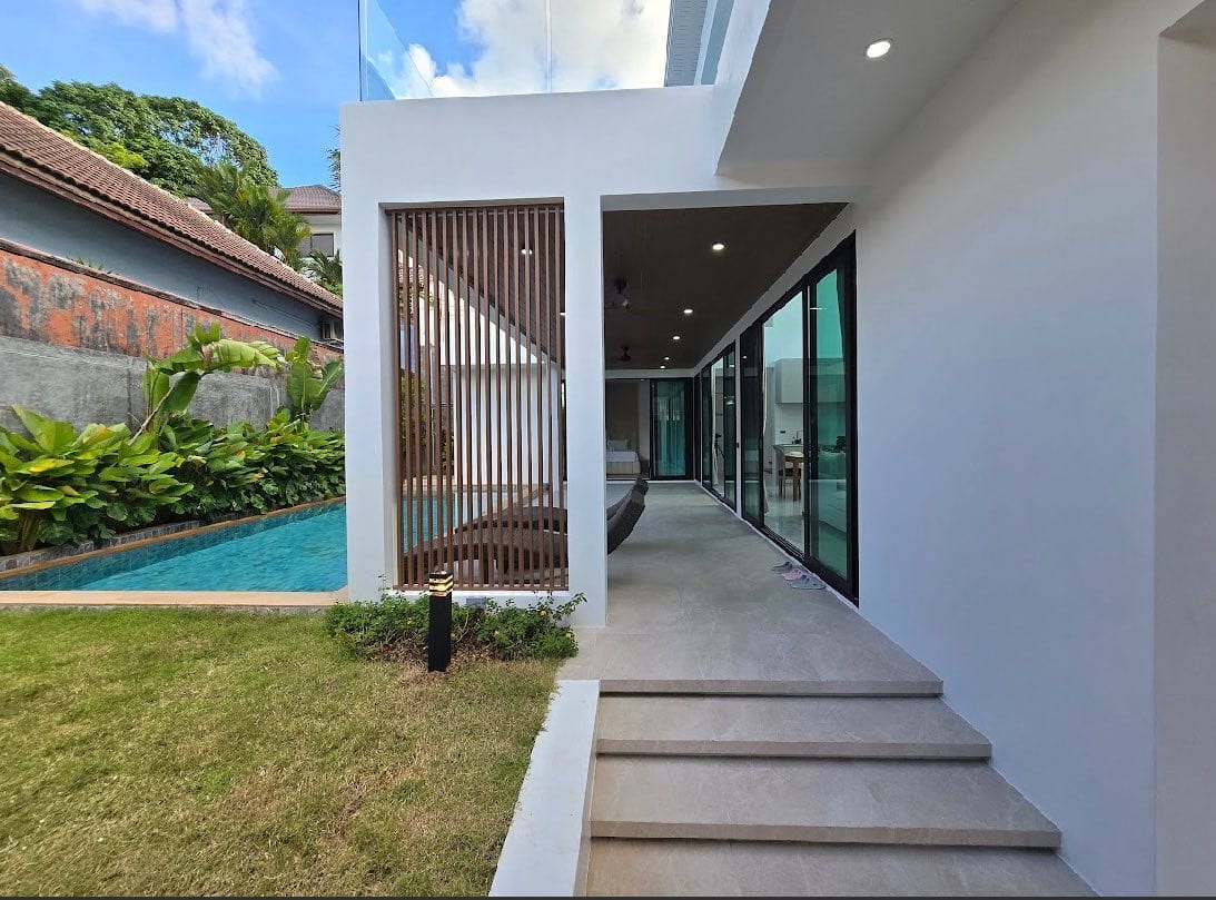 Modern Villa with Landscaped Garden — Sai Yuan, Rawai 14