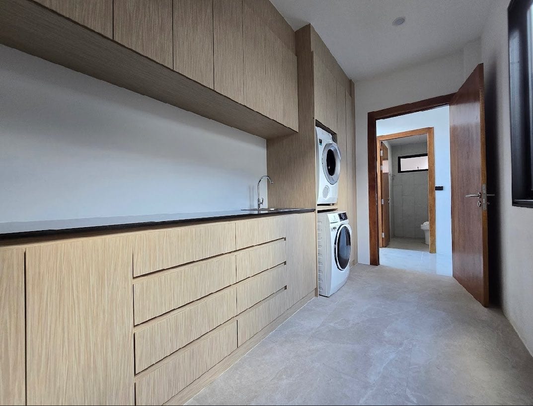 Modern Villa with Landscaped Garden — Sai Yuan, Rawai 15