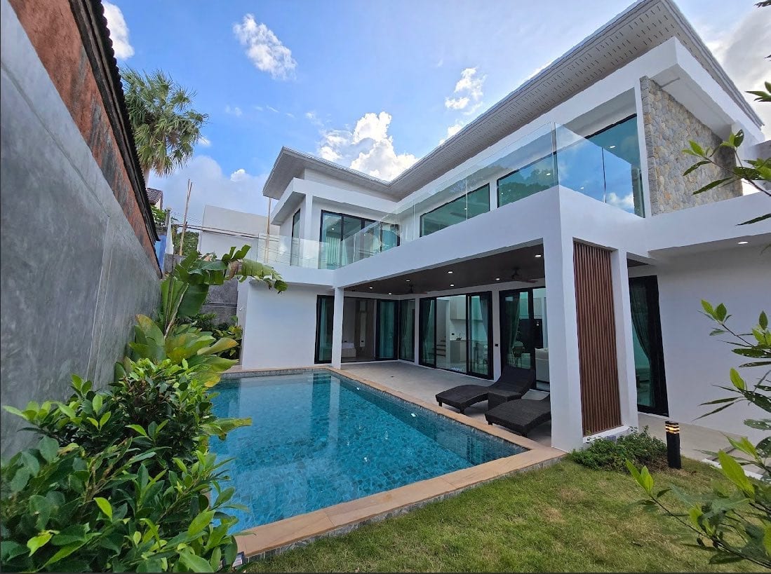Modern Villa with Landscaped Garden — Sai Yuan, Rawai 2