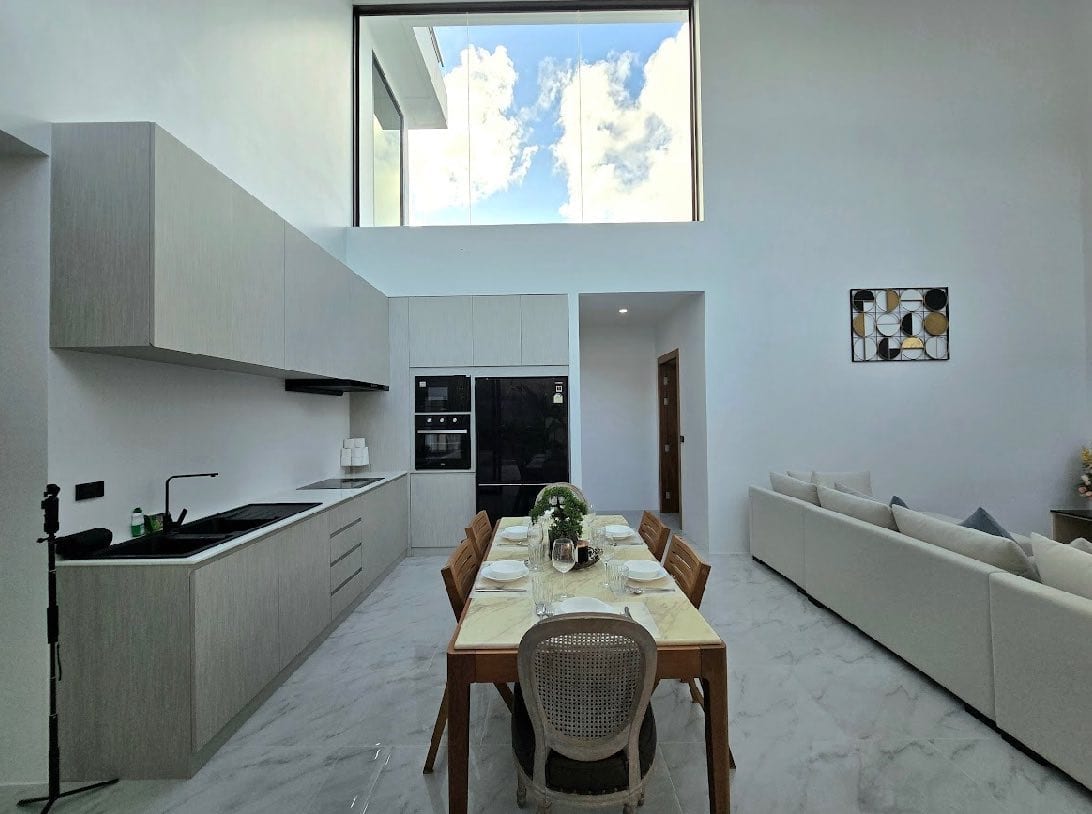Modern Villa with Landscaped Garden — Sai Yuan, Rawai 5