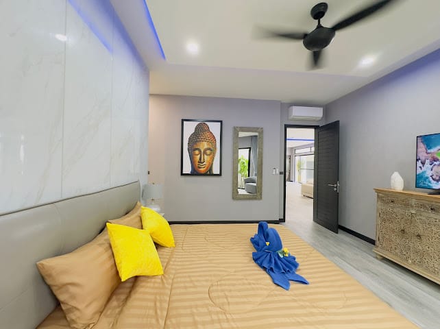 4-Bedroom Pool Villa — Rawai 12