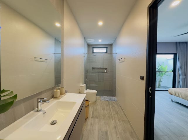 4-Bedroom Pool Villa — Rawai 19