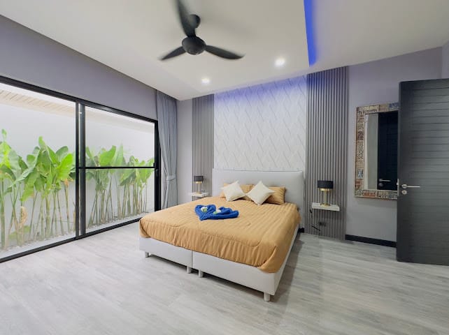 4-Bedroom Pool Villa — Rawai 22