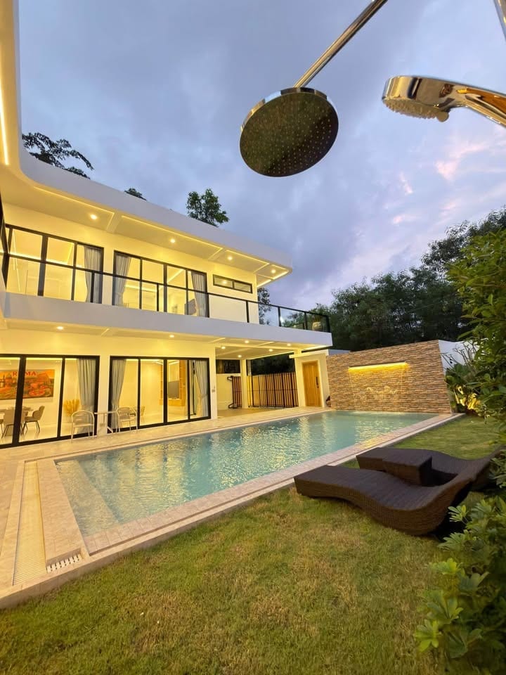 Brand New Four-Bedroom Pool Villa with Sauna — Rawai 6