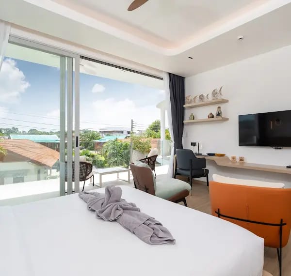 5-Bedroom Pool Villa — Rawai 37