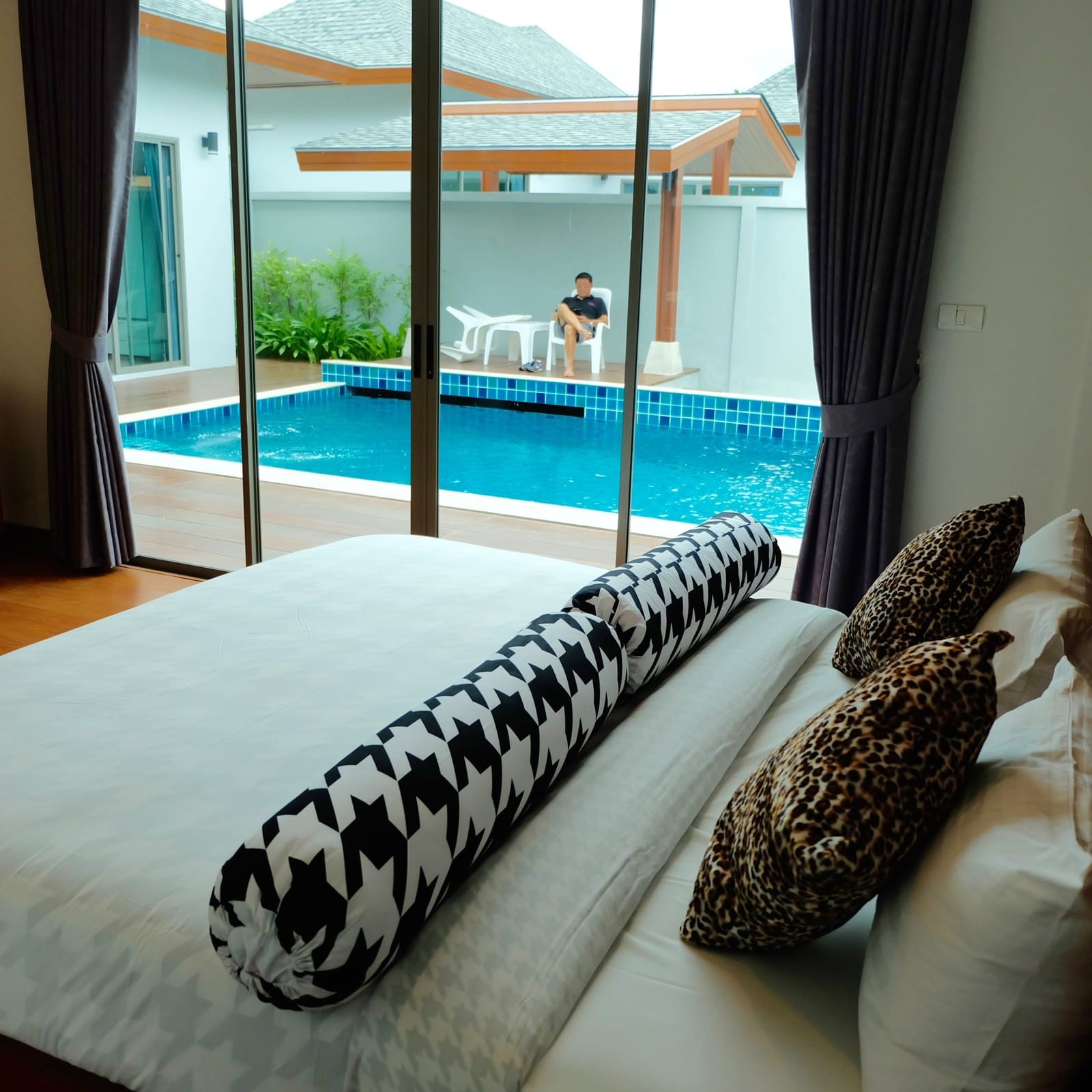 2-Bed Pool Villa for Rent — Rawai 15