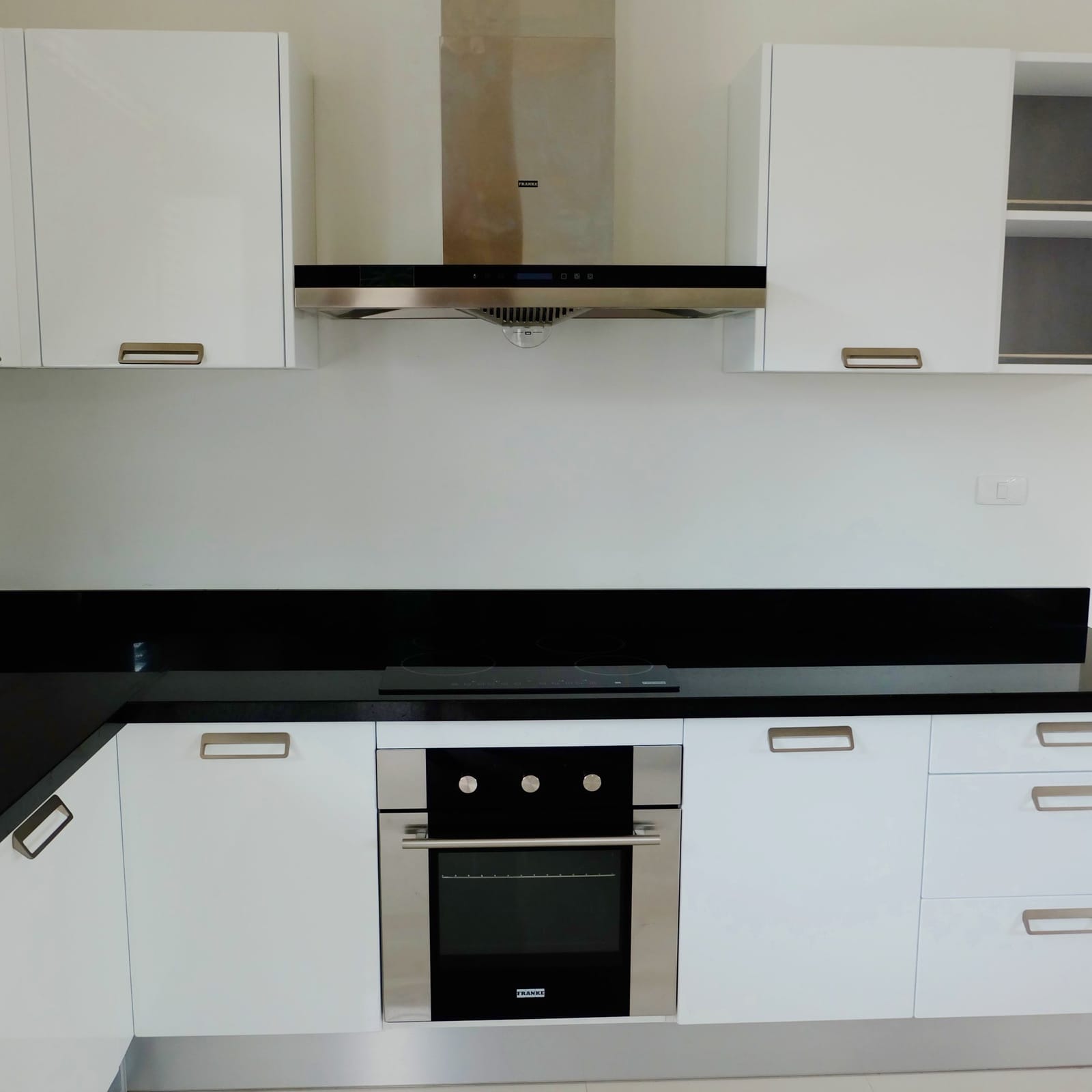2-Bed Pool Villa for Rent — Rawai 25